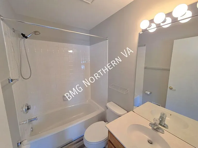 301 Bridle Crest Sq NE — Photo 16