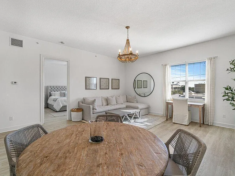 200 NE 2nd Ave #401 — Photo 17