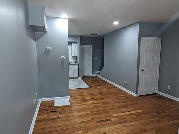 4th image of 807 Dixwell Ave #A