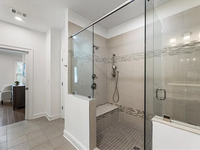 1233 Parkstead Ln — Photo 42