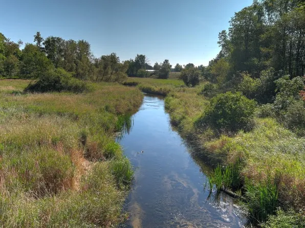 E 34th Rd, Cadillac, MI 49601