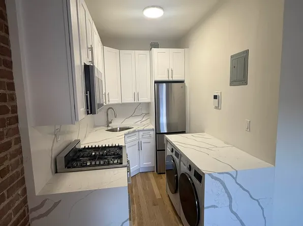 145 West 80th Street image 7 of 15