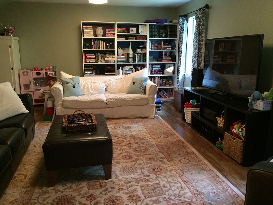 2nd image of 125 Spring Creek Ct