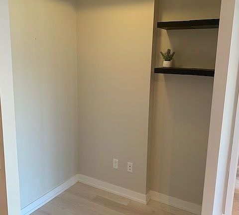 5th image of 115 McMahon Dr #509
