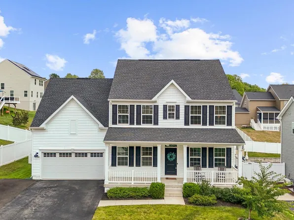 8308 Legacy Cir, Chesapeake Beach, MD 20732