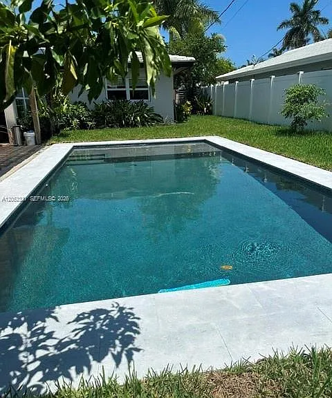1251 SW 11th Ter — Photo 5
