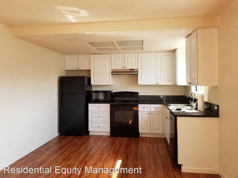 1st image of 250 Ivy St APT C