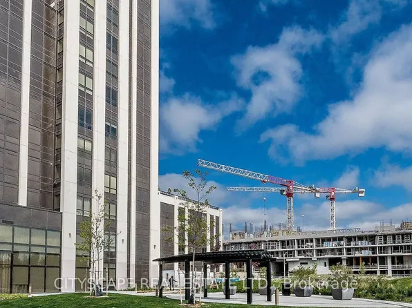 9085 Jane St, Vaughan, ON