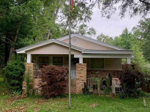 1014 Smith Ave, Mobile, AL 36605