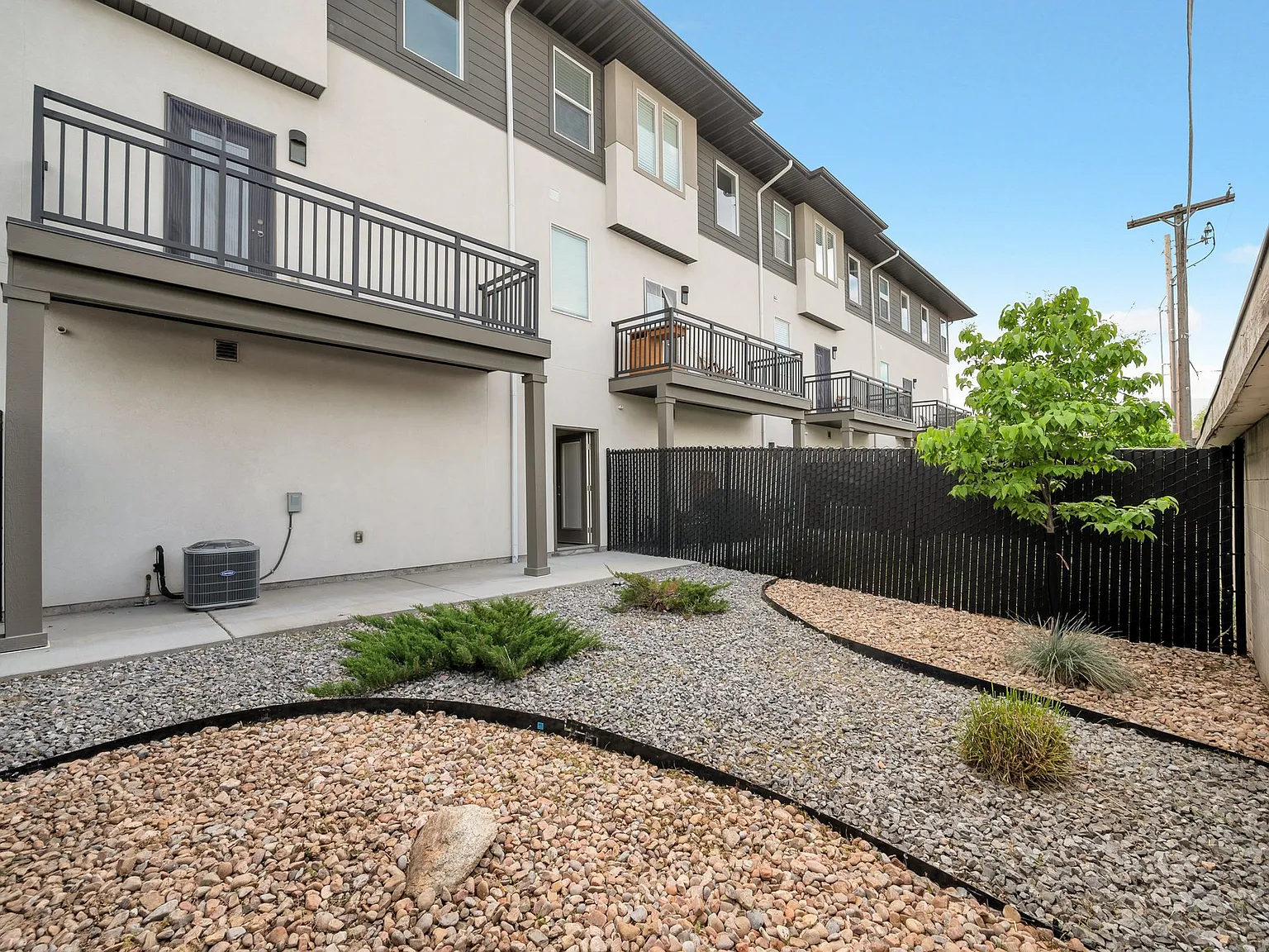 Monarch Townhomes — Photo 2