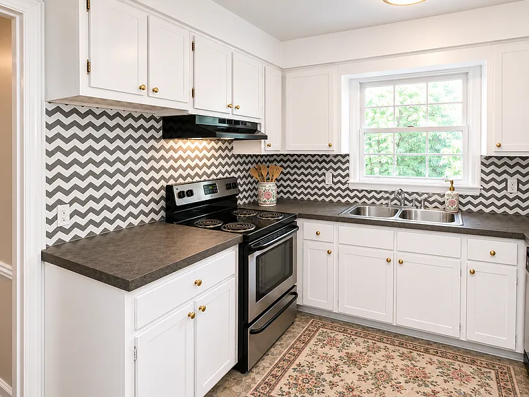 116 Greenbriar Trl — Photo 4