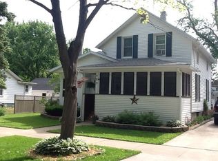 409 6th Ave, Mendota, IL 61342