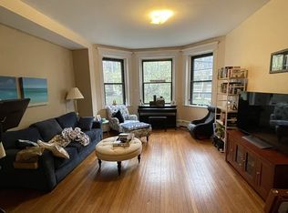 11 Stearns Rd APT 1, Brookline, MA 02446