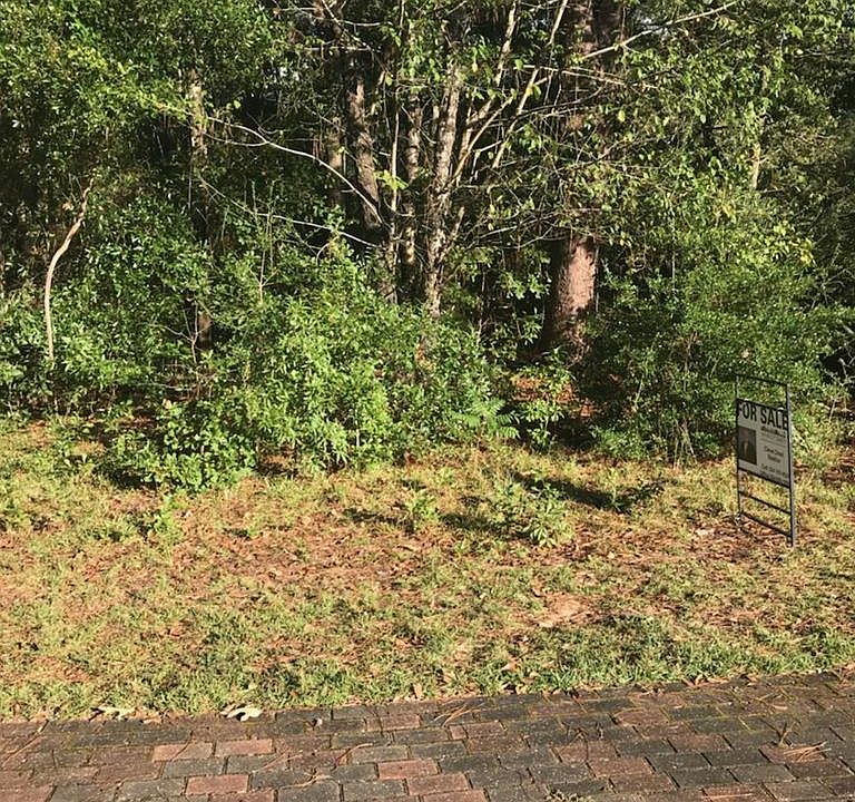1st image of 107 Royal Orleans Ct