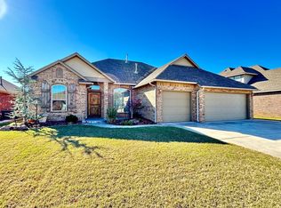 324 Donner Trl, Edmond, OK 73003