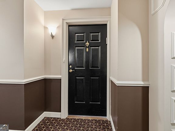 3rd image of 1735 Peachtree St NE Unit 304