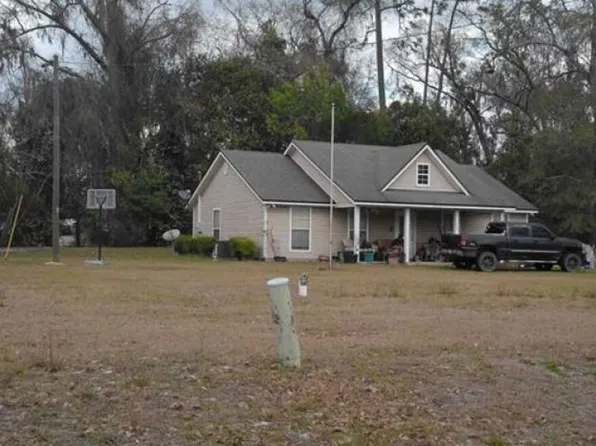 11991 Johnson St, Saint George, GA 31562