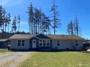 1093 Paul Ave, Oak Harbor, WA