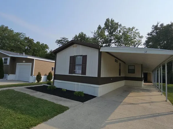 18 Lakeside Dr, Lima, OH 45804