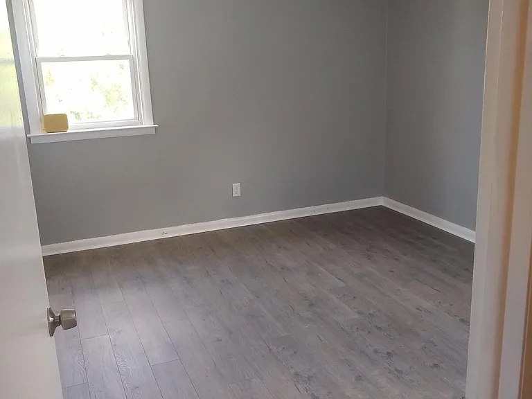 1811 Kendrick St — Photo 6