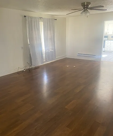820 S Avenue B — Photo 2