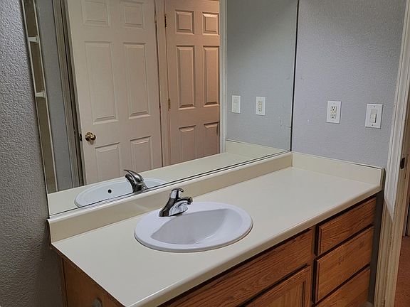 2nd image of 26828 Silver Dr