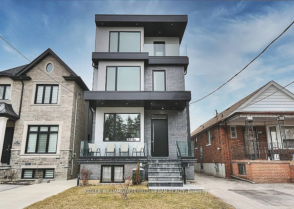 613 Harvie Ave