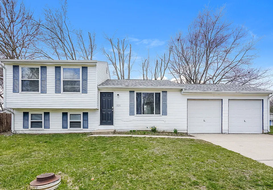 1324 Woodpointe Dr