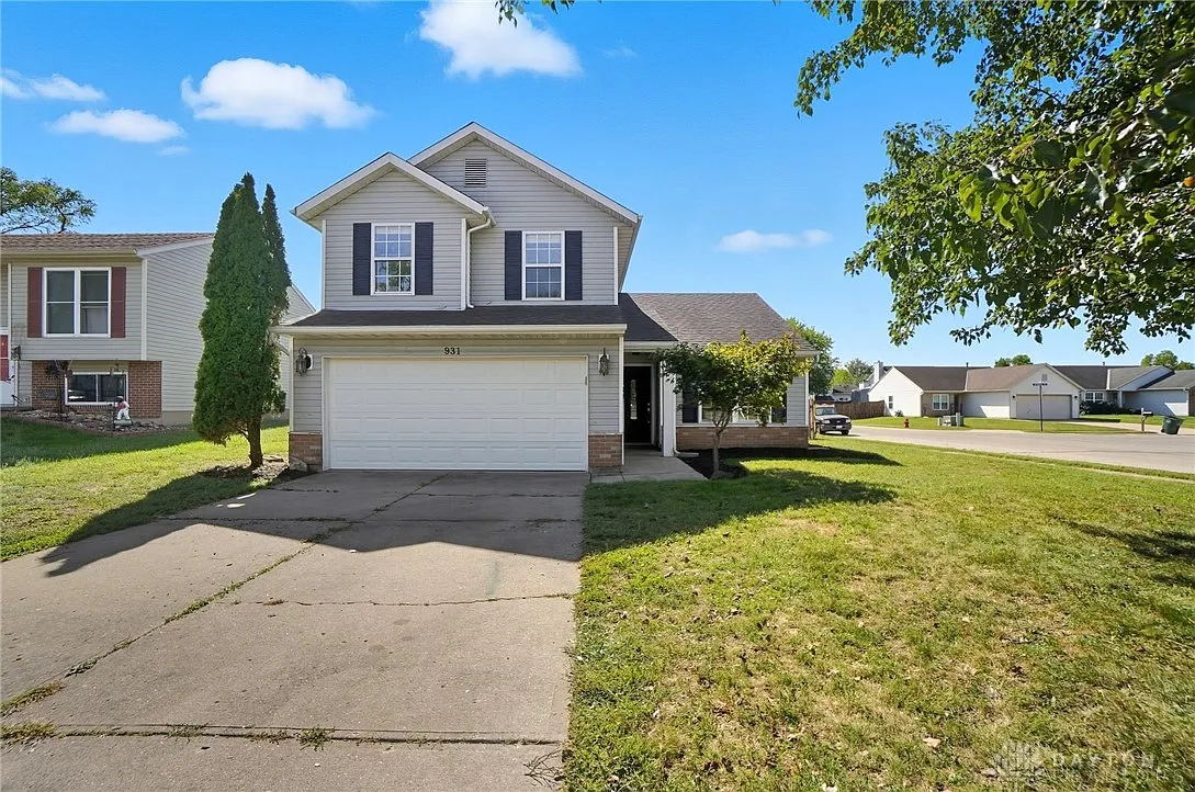931 E Branch Ct photo 1