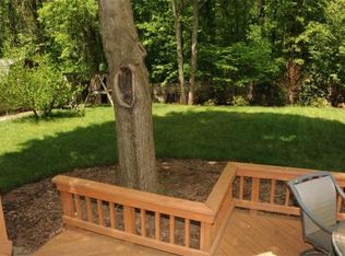5918 Peregrine Dr, Burke, VA 22015