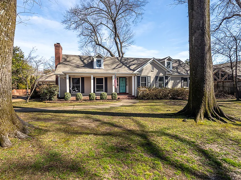 500 Colonial Rd — Photo 1