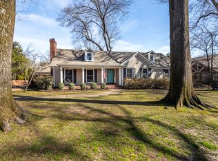 500 Colonial Rd, Memphis, TN 38117