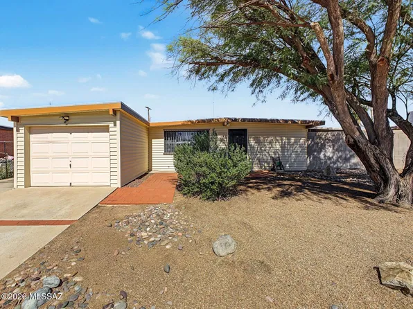 6617 E Nelson Dr, Tucson, AZ 85730
