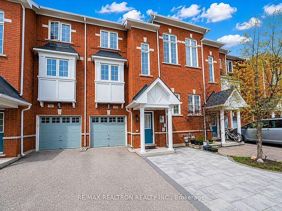 2nd image of 15 Old Colony Rd #84