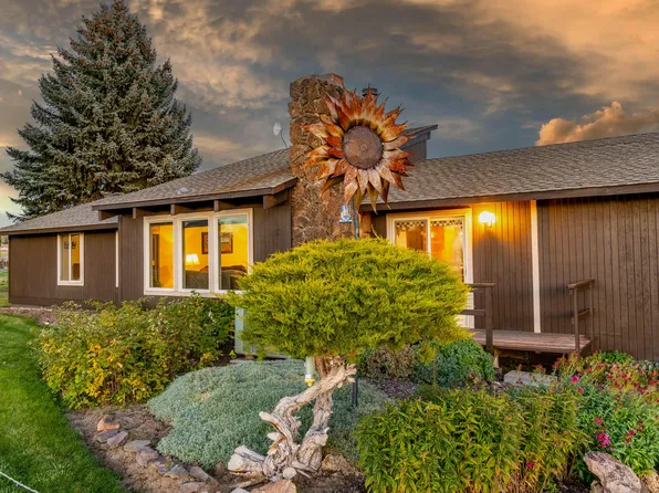 2522 NE Sunset View Ln, Prineville, OR 97754