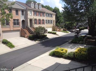5 Bloomingdale Ct, Rockville, MD 20852