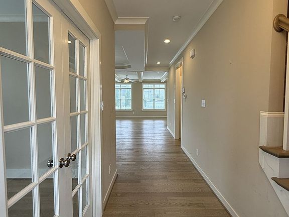 3rd image of 3 Village Park Ln