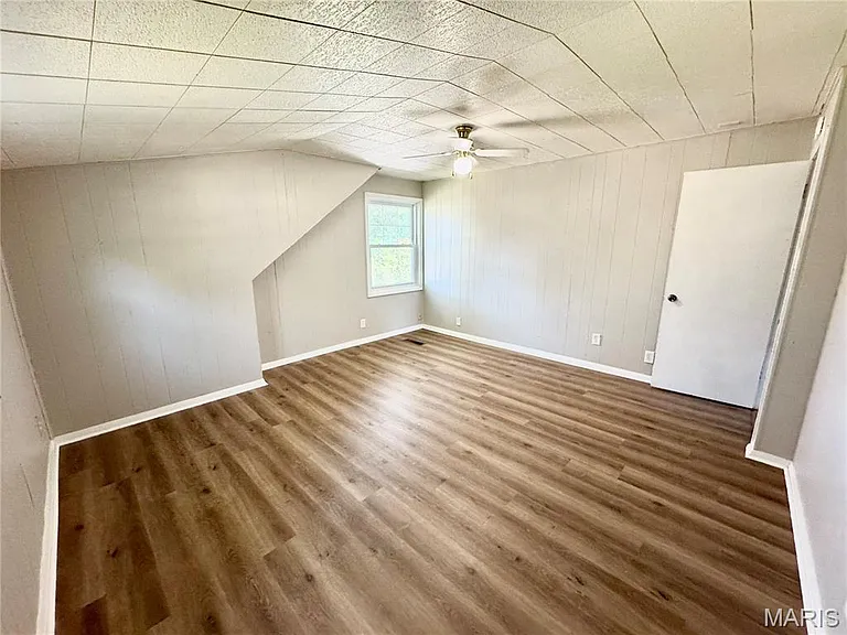 4720 Ruth St — Photo 45