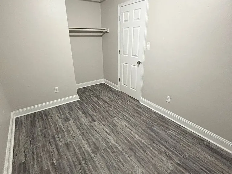 1323 Volusia Street — Photo 9