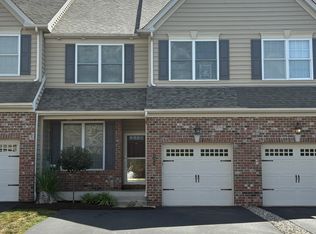 906 Blue Meadow Dr, East Norriton, PA 19403