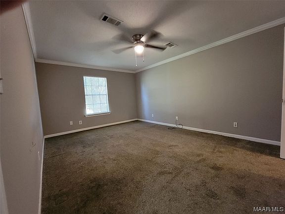 3rd image of 3113 Milan Dr