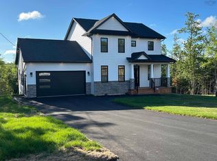 209 Orchid Ct, Middle Sackville, NS B4E 0X2