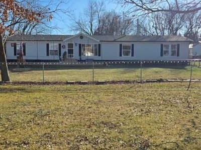 903 Main St, Queen City, MO, 63561