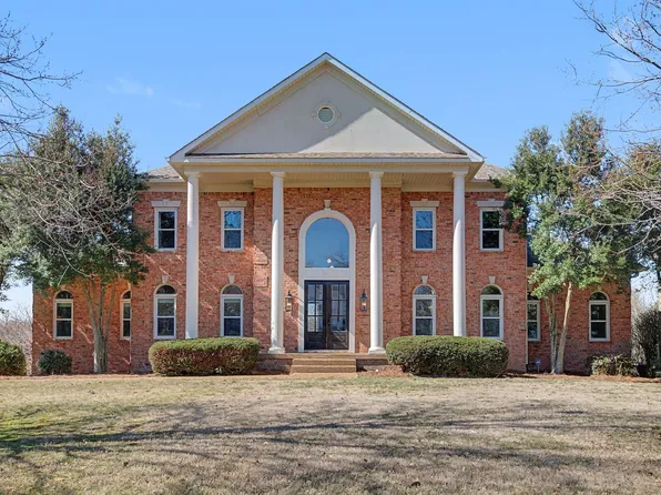 1016 Lexington Dr, Brentwood, TN 37027