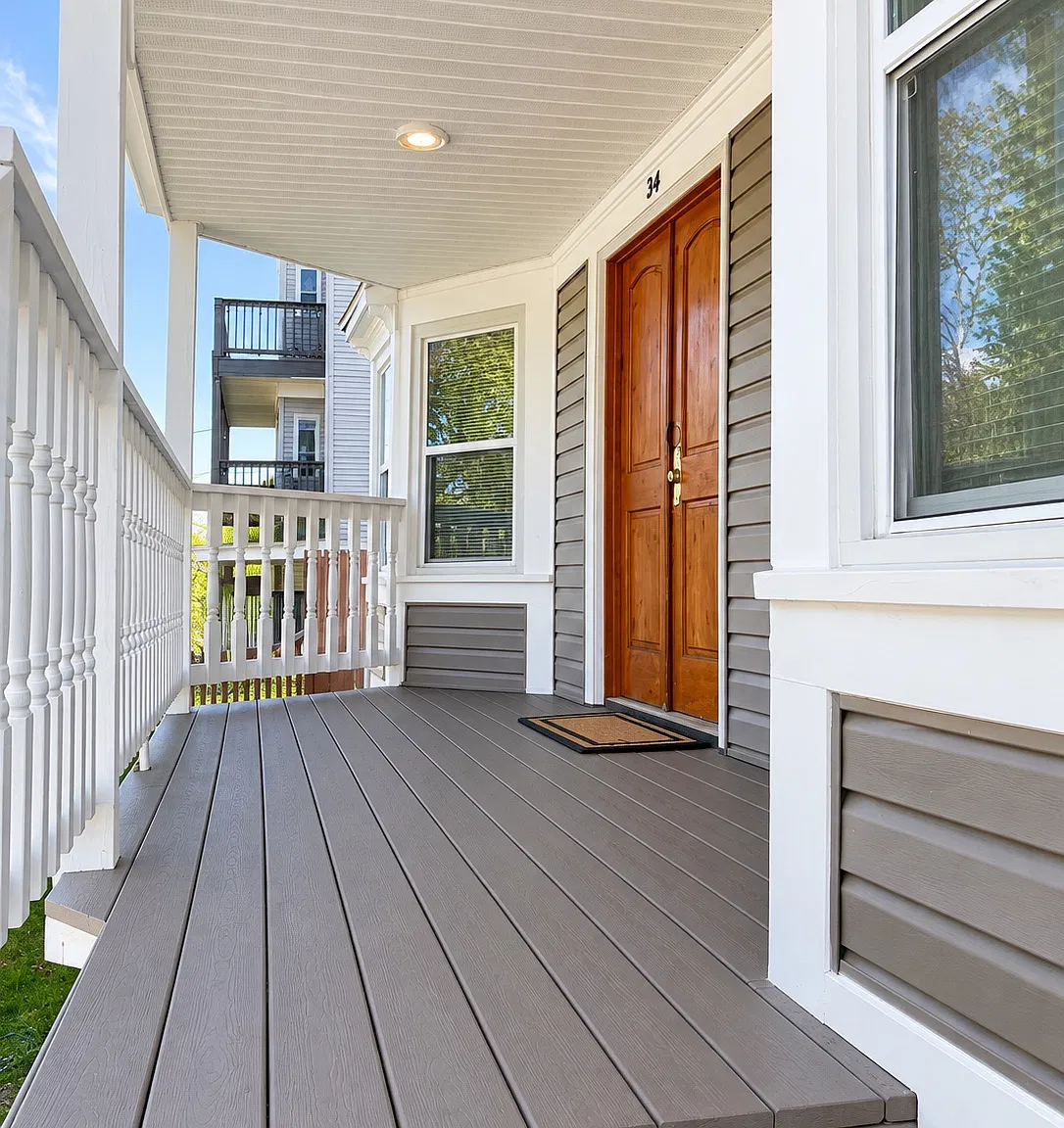 2 bed, $2,200 — Photo 1