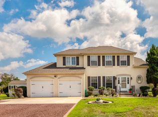 102 Laurel Ct, Mullica Hill, NJ 08062