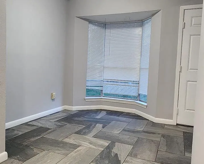 23431 Dew Wood Ln — Photo 15