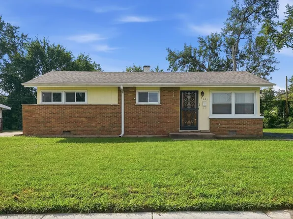 3041 Sherwood Ave, Dolton, IL 60428