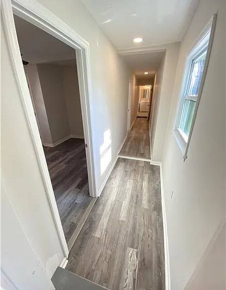1611 E Henry St #1/2-A — Photo 9