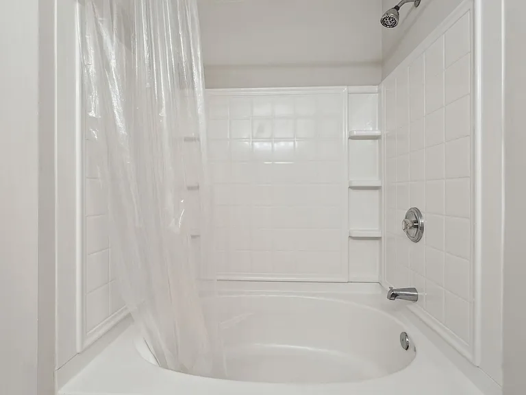 372 Azalea Cir — Photo 19